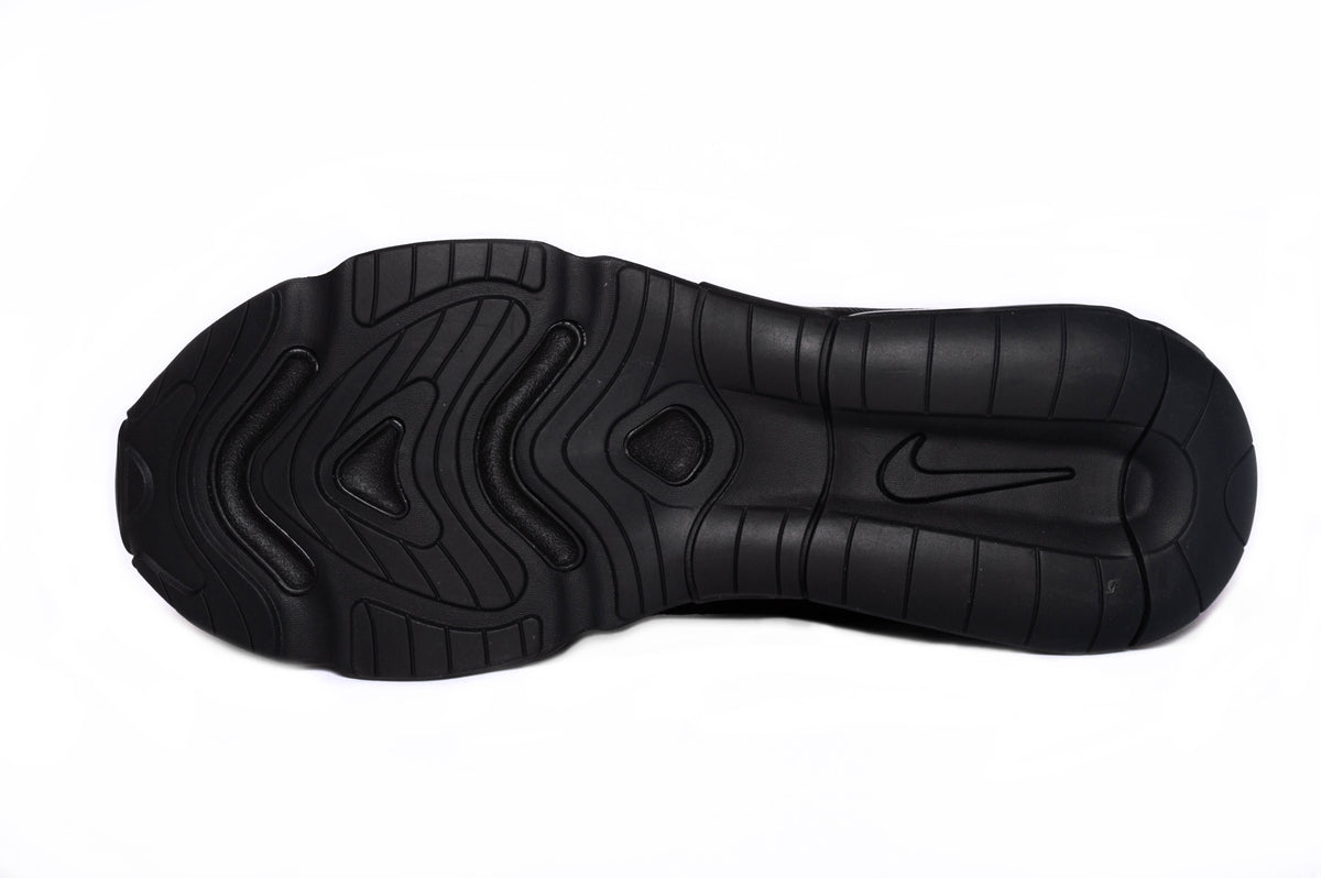 The sole of the Nike Air Max 200. Here you can see the durable rubber tread pattern along the outer sole.
